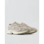New Balance Men's 725 Sneaker - Natural