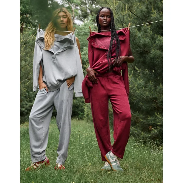 Aerie Oh Snap! Barrel Sweatpant - Deep Cherry