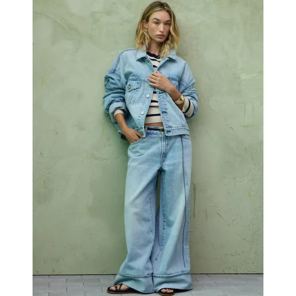 AE77 Premium Super Wide Cuffed Jean - Light Wash