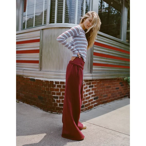 OFFLINE By Aerie Cloud Fleece Baggy Trouser - Deep Cherry