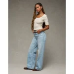 AE Strigid Curvy Super High-Waisted Baggy Straight Jean - Light Wash