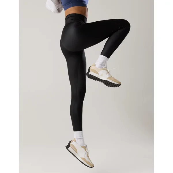 OFFLINE By Aerie Goals Gloss High Waisted Legging - True Black