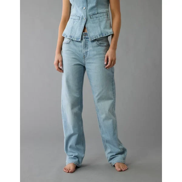 AE Strigid Low-Rise Ex-Boyfriend Jean - Glowing Light